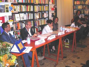 Nella foto da sinistra: Alessandro Caramis, Giulio Carra, Ilaria Giovinazzo, Martina Campolongo, Francesca Biagiola, Carmine Torchia